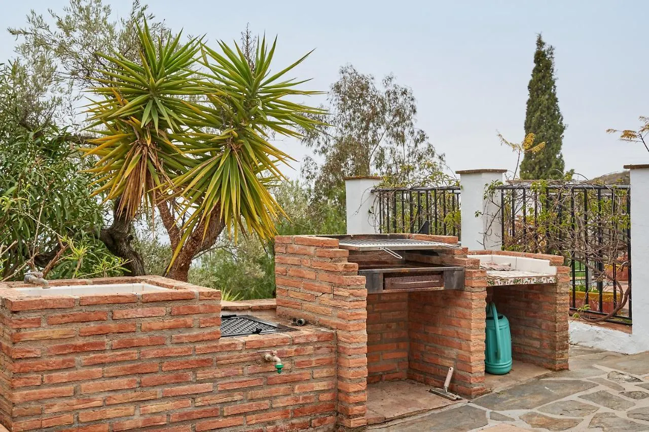 La Montana Del Oro Villa Sayalonga Spain